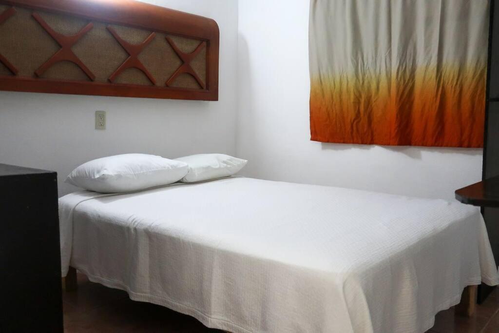 Casa Aurora #2: Private Room In Excellent Location Пуерто Валярта Екстериор снимка
